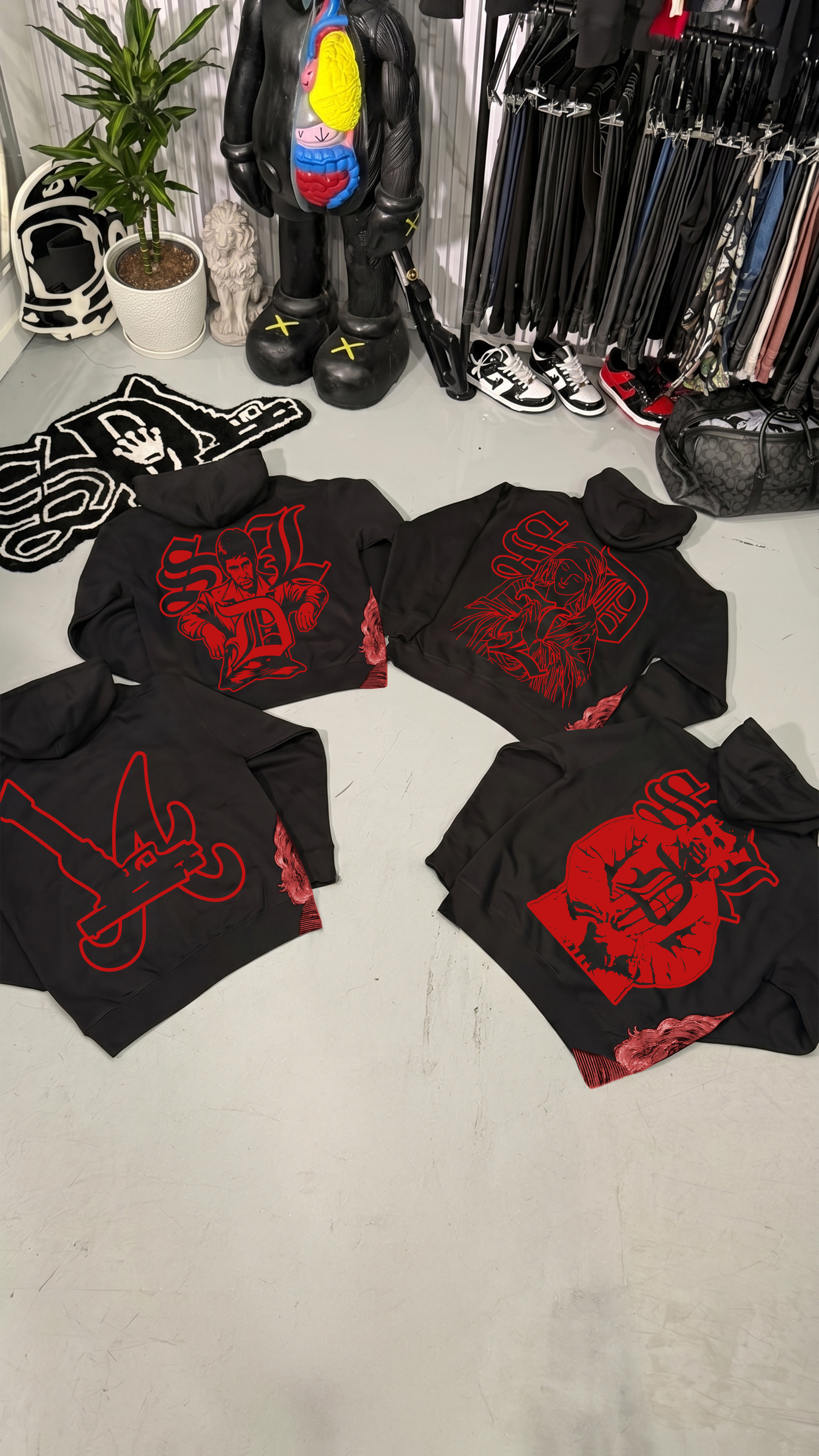 SDL BLACK ZIP-UPS - RED